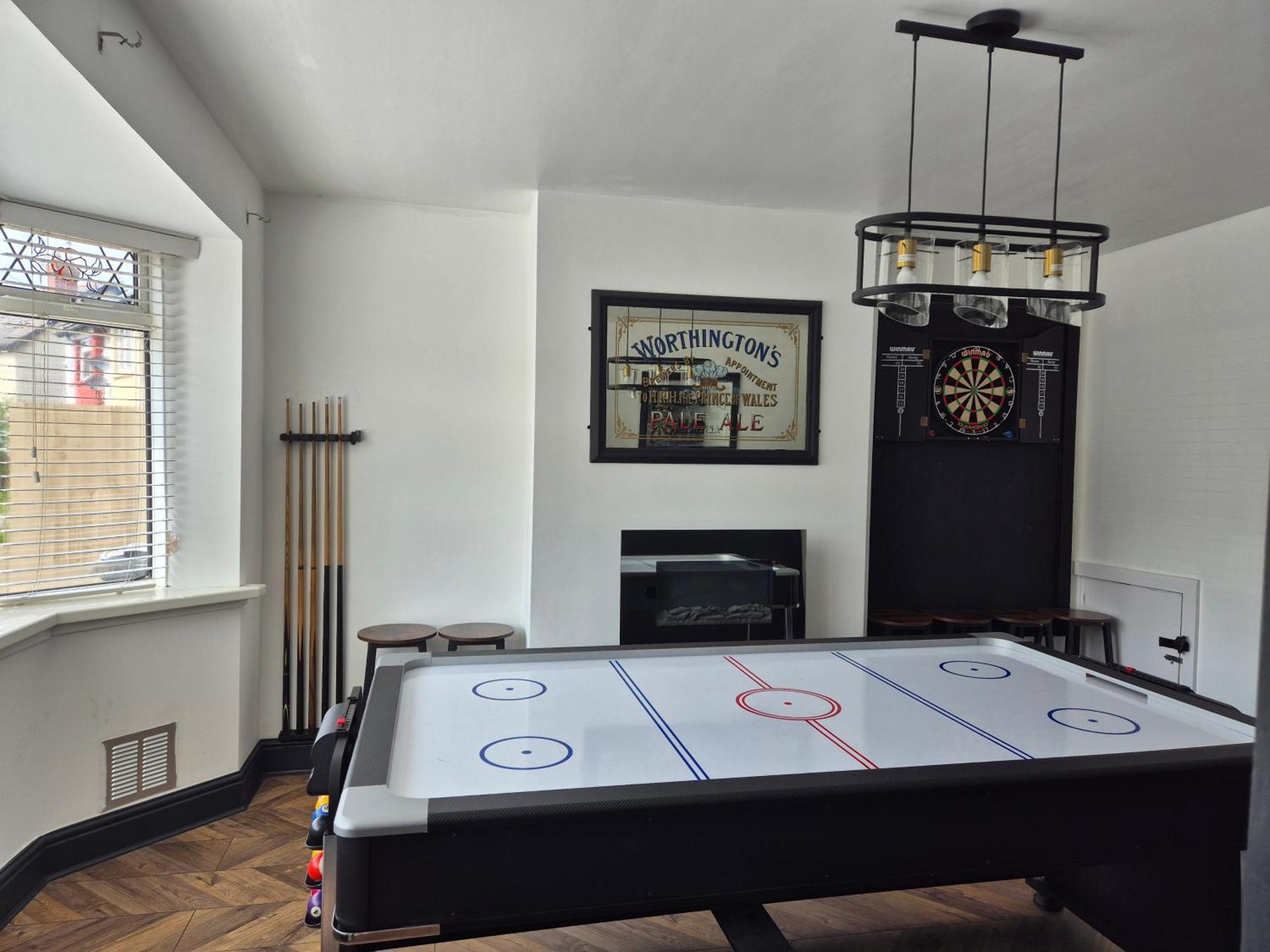 Cardiff City Centre House - Sleeps 6 Εξωτερικό φωτογραφία