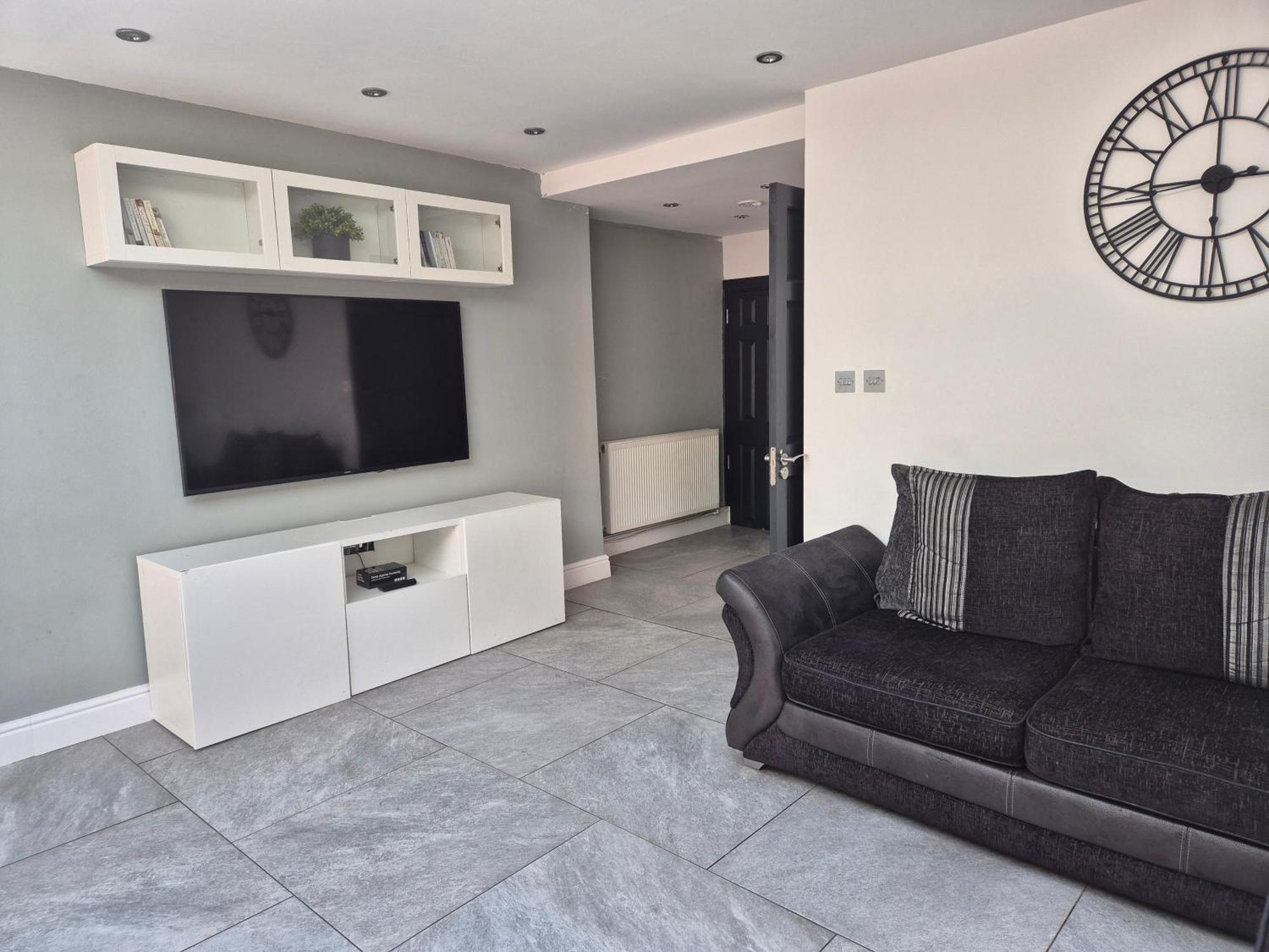 Cardiff City Centre House - Sleeps 6 Εξωτερικό φωτογραφία